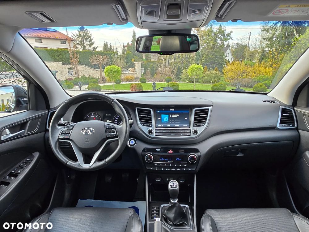 Hyundai Tucson blue 1.7 CRDi 2WD Intro Edition - 27