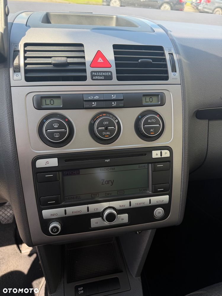 Volkswagen Touran 1.9 TDI DPF Blue Motion Trendline - 3
