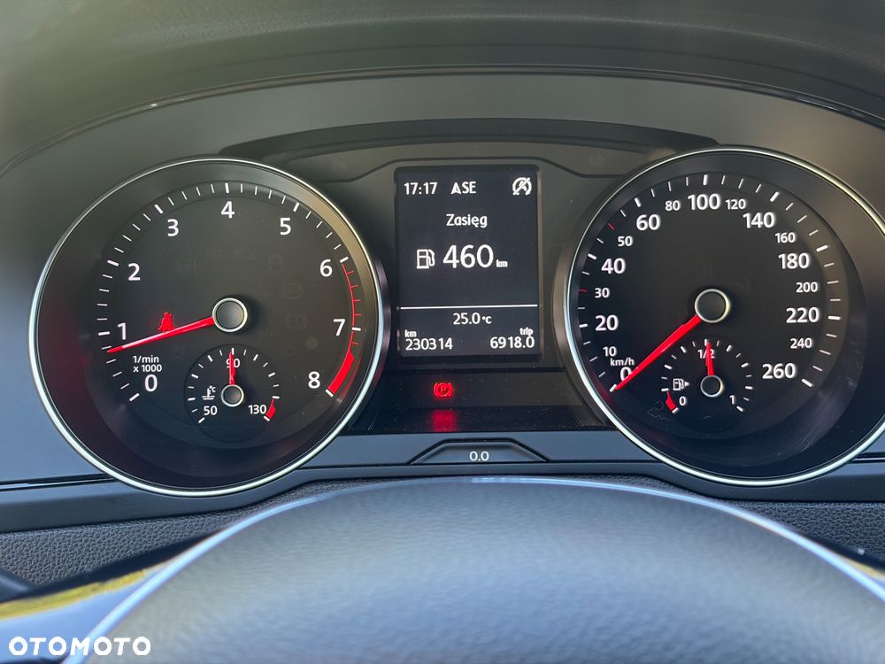 Volkswagen Passat 1.4 TSI (BlueMotion Technology) Trendline - 22