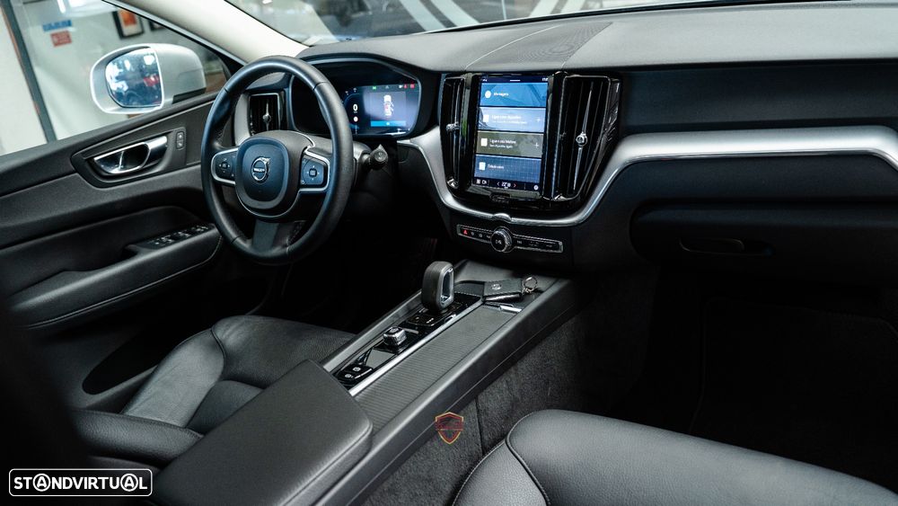 Volvo XC 60 2.0 T6 PHEV Inscription Expression AWD - 34