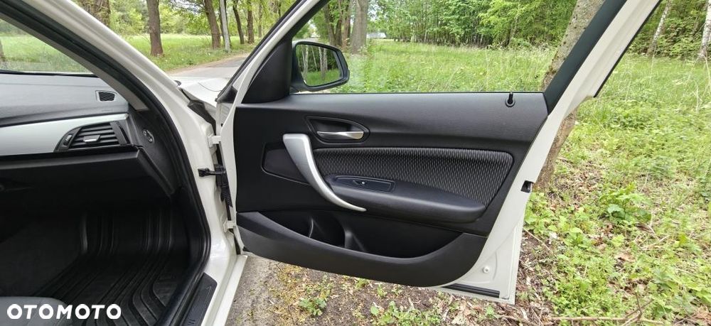 BMW Seria 1 116i Edition Metropolitan - 19