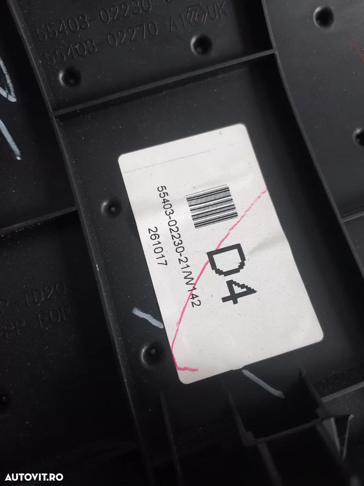 Ornament Bord Toyota Auris Facelift An 2015-2016-2017-2018 - Dezmembrari Arad - 6