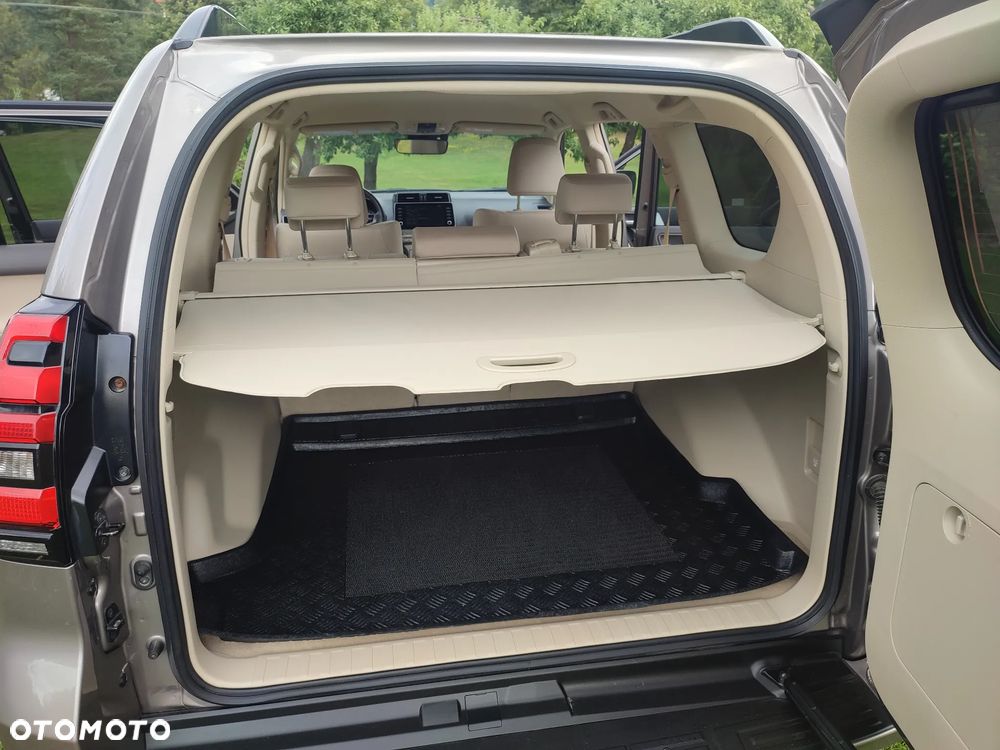 Toyota Land Cruiser LC 2.8 D-4D Prestige - 30