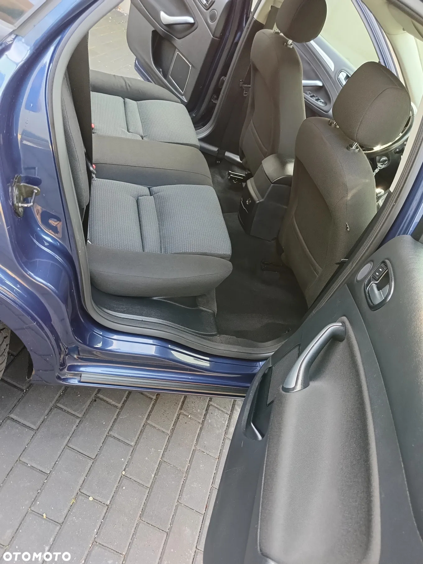 Ford Mondeo 1.6 Trend - 13