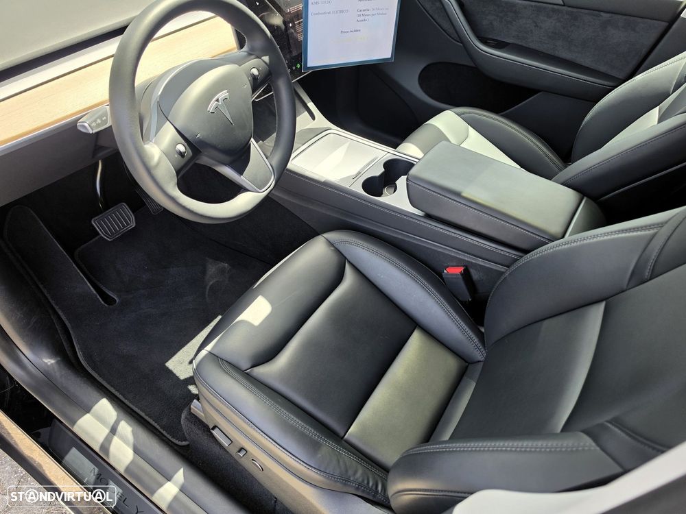 Tesla Model Y Long Range Dual Motor AWD - 10