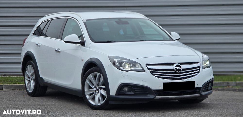 Opel Insignia 2.0 CDTI 4x4 Sports Tourer Aut. Business Edition - 1