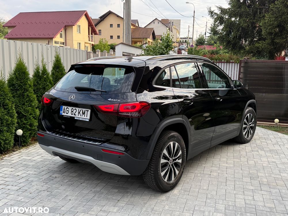 Mercedes-Benz GLA 200 d 4MATIC Aut. - 8