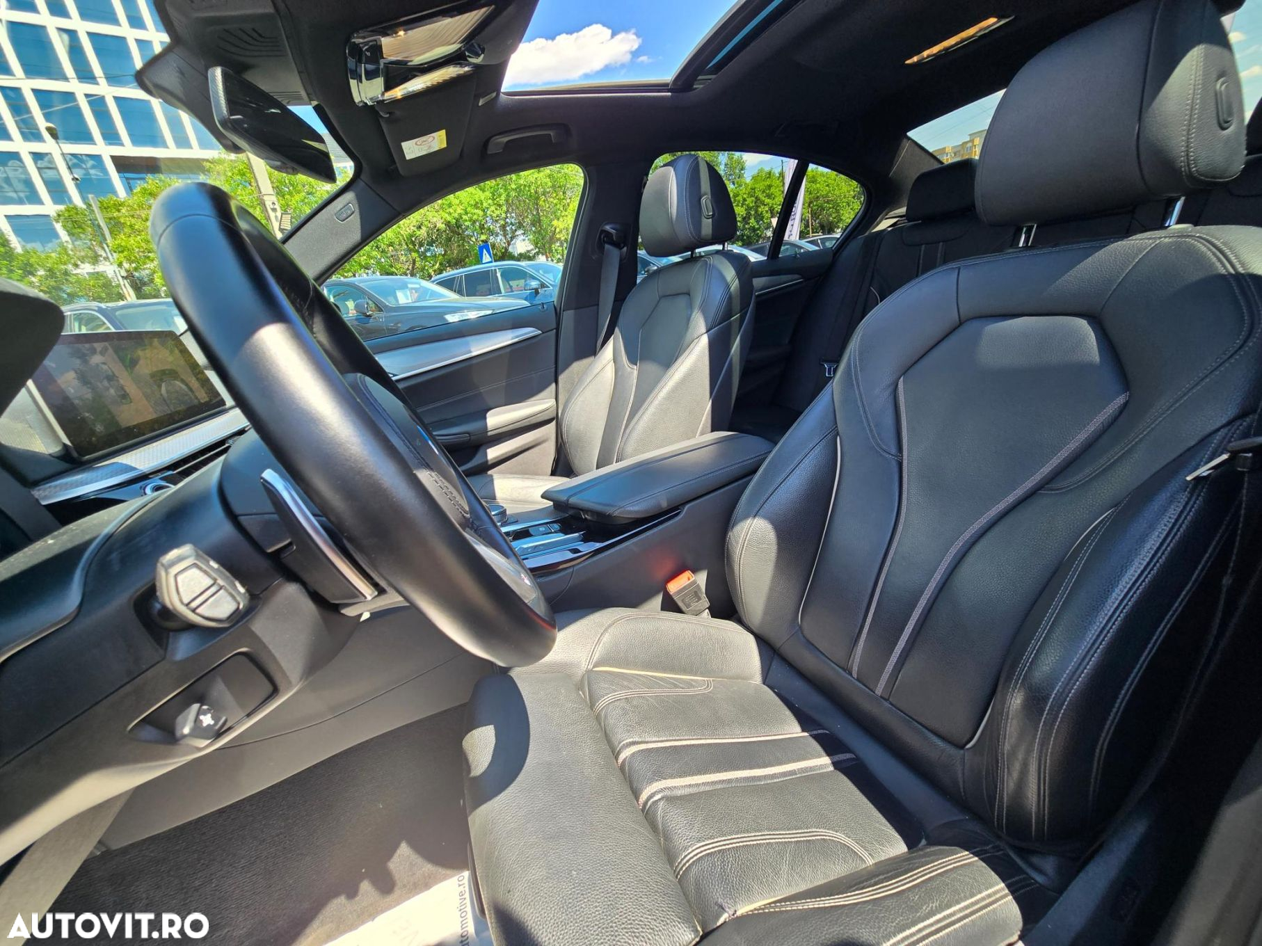 BMW Seria 5 520d xDrive AT - 2