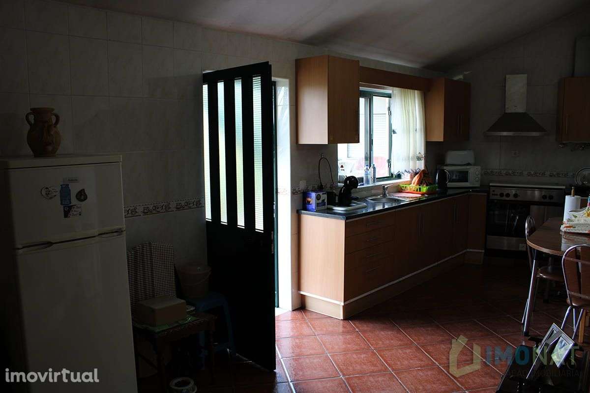 Moradia T3 - Grande imagem: 3/33