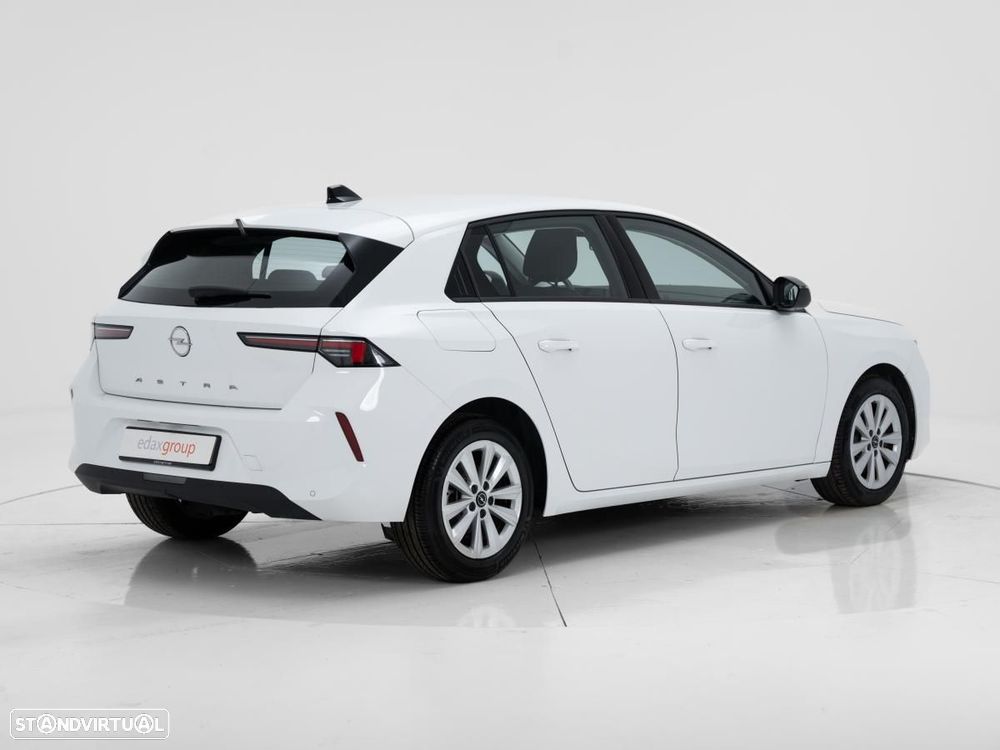 Opel Astra 1.5 D Business — fotografia 3