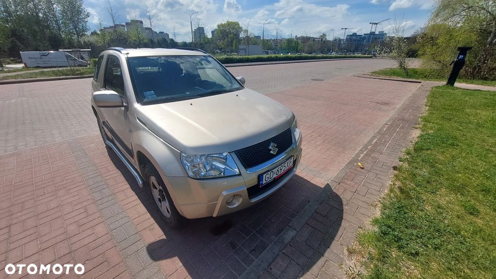 Suzuki Grand Vitara 1.6 - 7