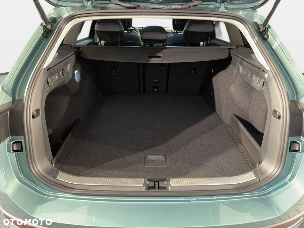Volkswagen Passat Variant - 16