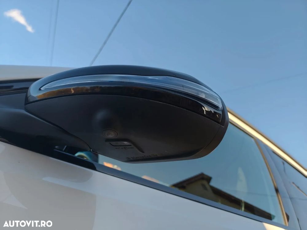 Mercedes-Benz EQB 350 4MATIC - 14