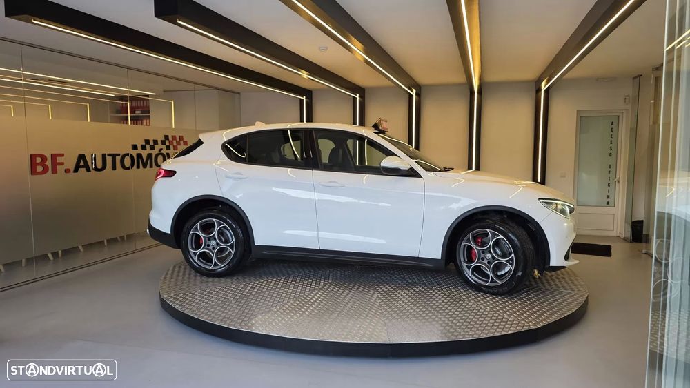 Alfa Romeo Stelvio 2.2 D Super AT8 - 9