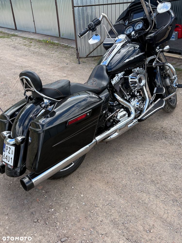 Harley-Davidson Touring Road Glide - 7