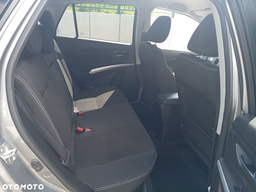 Suzuki SX4 S-Cross - 10