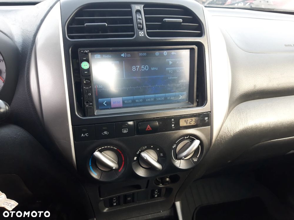 Toyota RAV4 4x4 Sol - 15