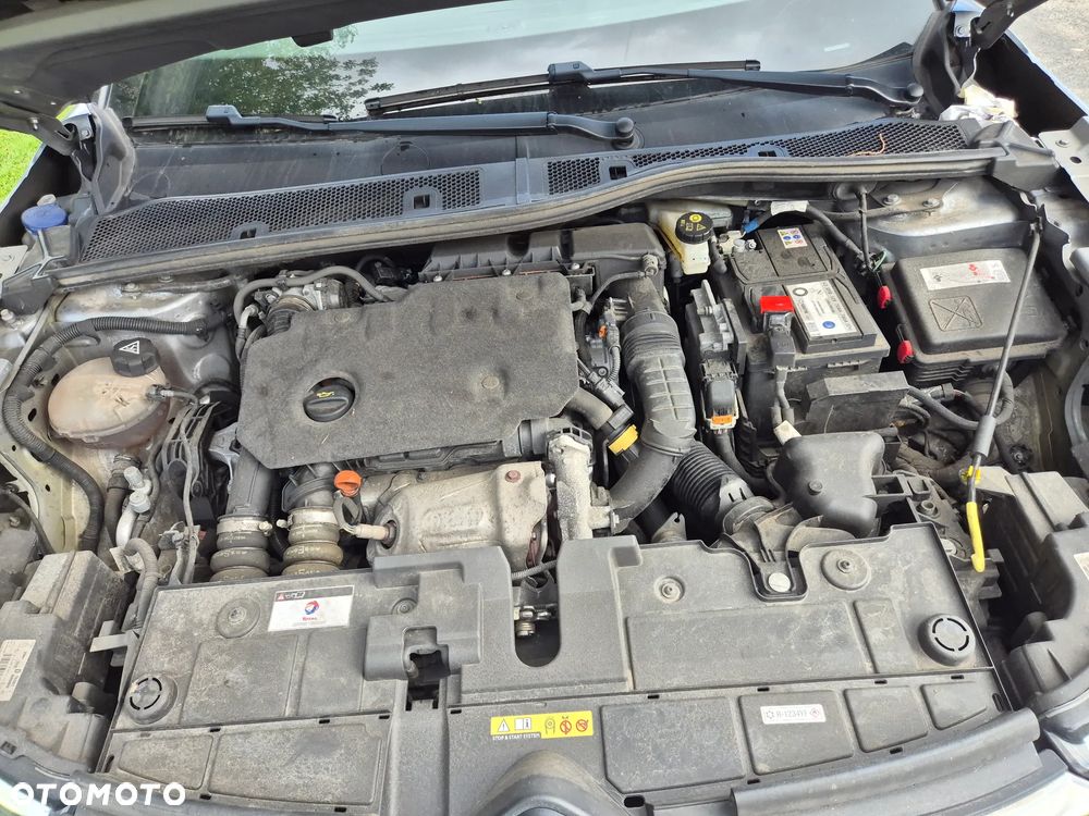 Citroën C4 BlueHDi 110 Stop&Start FEEL - 15