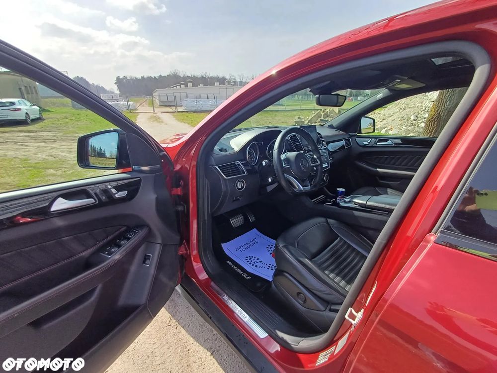 Mercedes-Benz GLE - 16