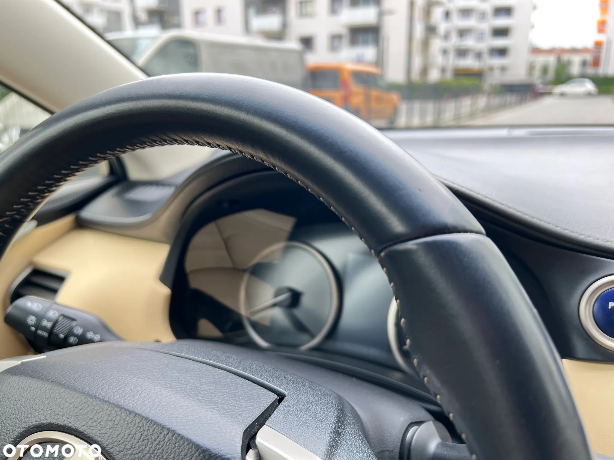 Lexus NX - 16