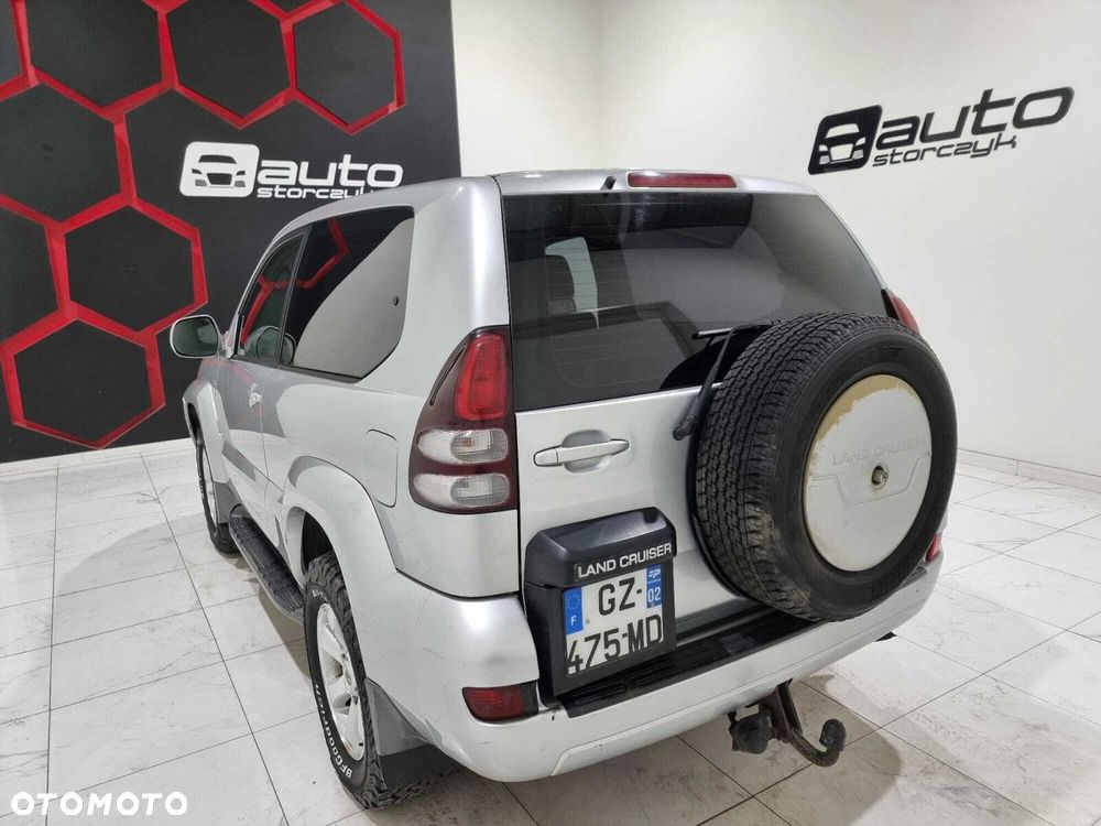 Toyota Land Cruiser - 11