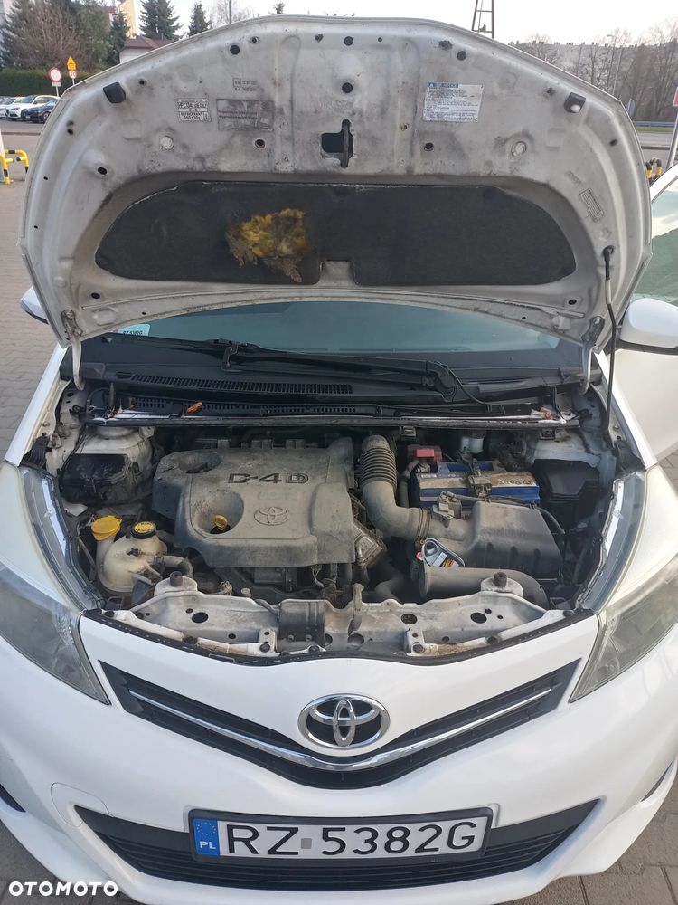 Toyota Yaris 1.4 D-4D Sol - 8