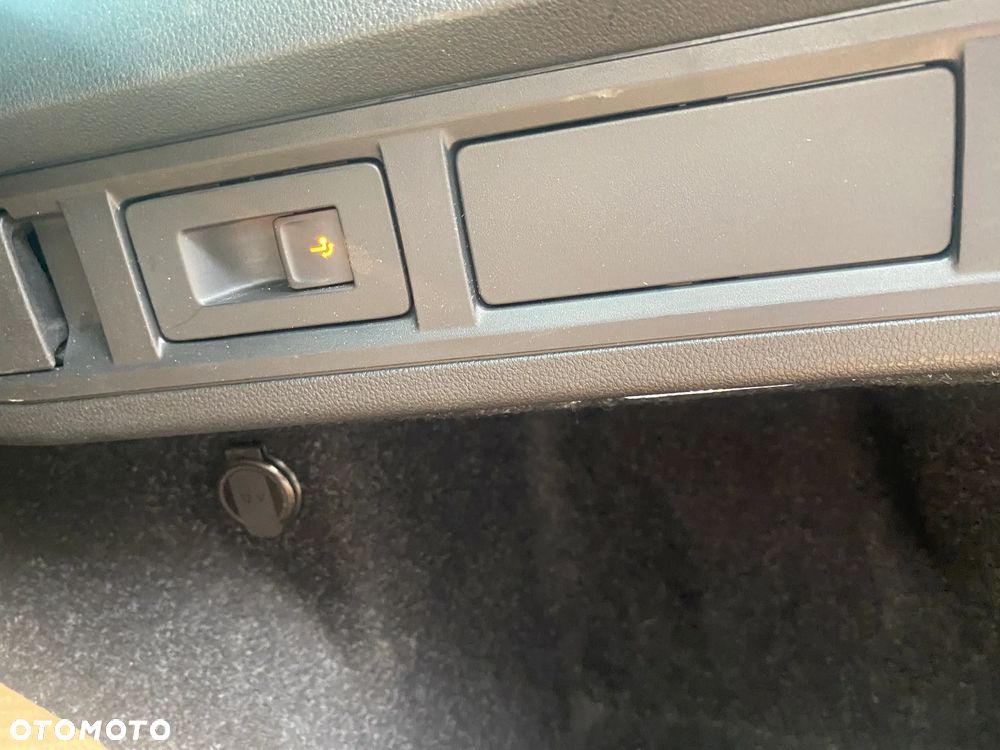 Skoda Octavia 2.0 TDI Drive Selection DSG - 9