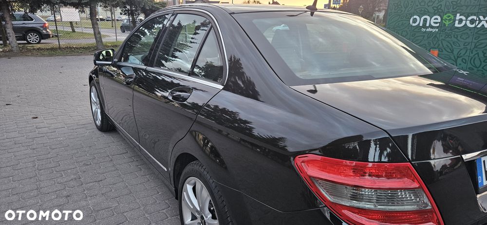 Mercedes-Benz Klasa C 180 BlueEFFICIENCY Avantgarde - 20