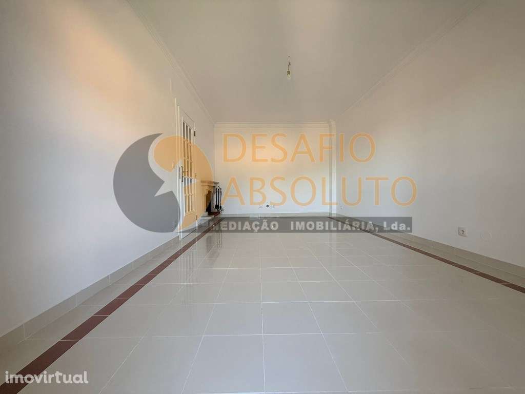 Apartamento T3 c/ Parqueamento. Feijó | Almada - Grande imagem: 5/25