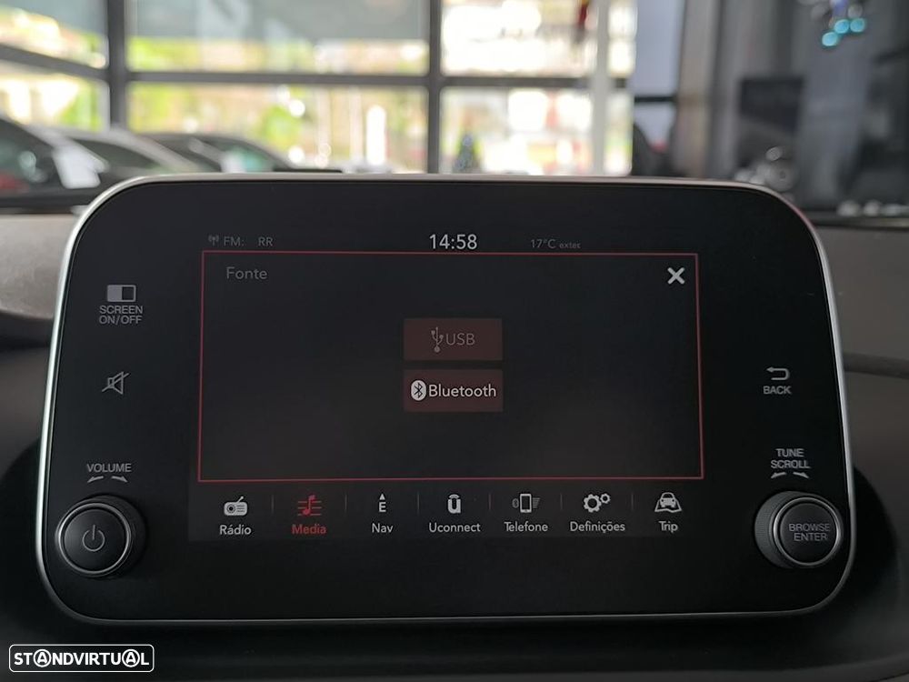 Fiat Tipo Station Wagon 1.6 M-Jet Lounge J17 - 17