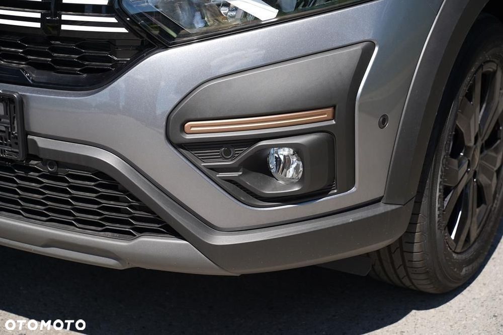 Dacia Jogger 1.6 Full Hybrid 140 Extreme+ MMT 7os - 32