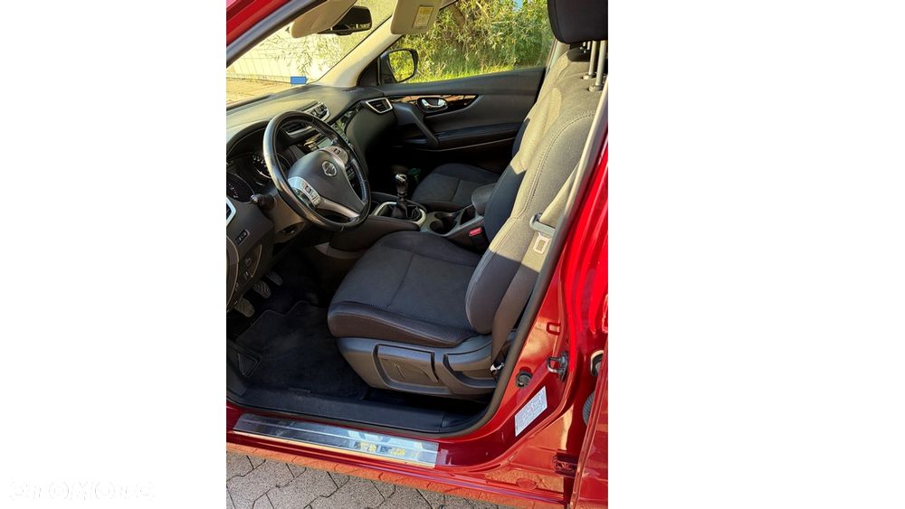 Nissan Qashqai 1.6 DIG-T N-Connecta - 4