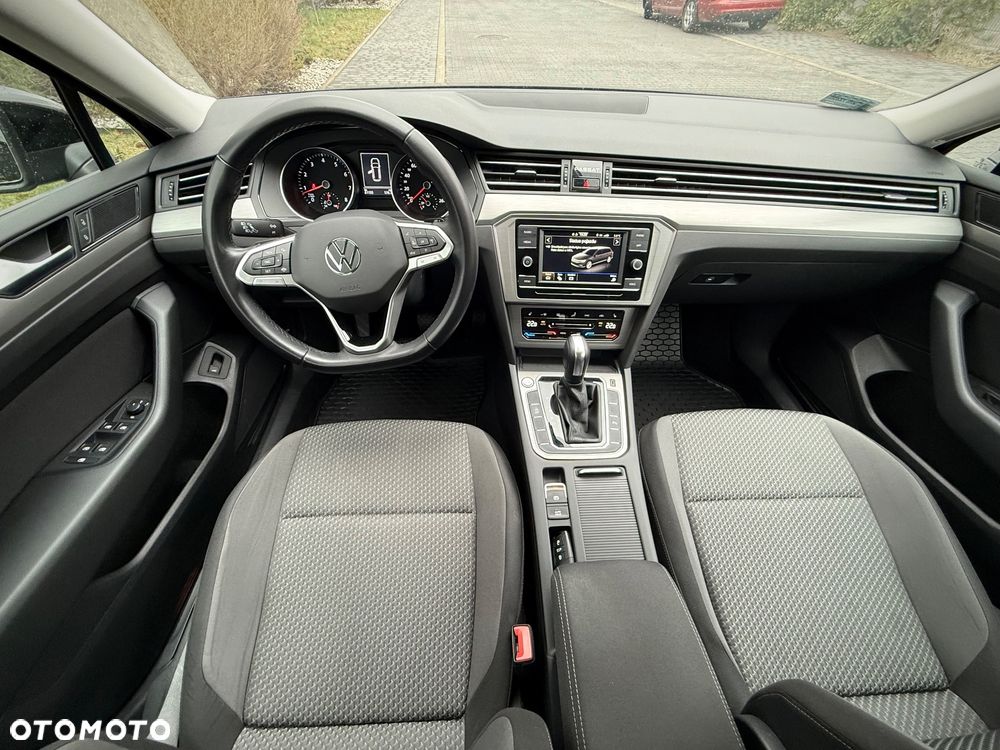 Volkswagen Passat - 5