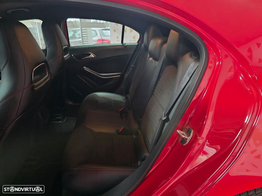 Mercedes-Benz A 200 CDI 7G-DCT AMG Line - 28