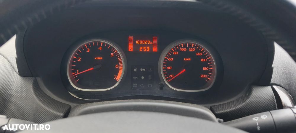 Dacia Duster 1.5 dCi 4x2 Prestige - 9