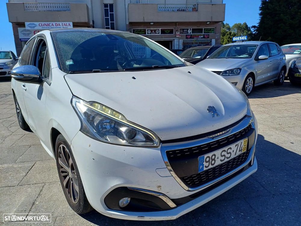 Peugeot 208 1.2 PureTech Allure - 4