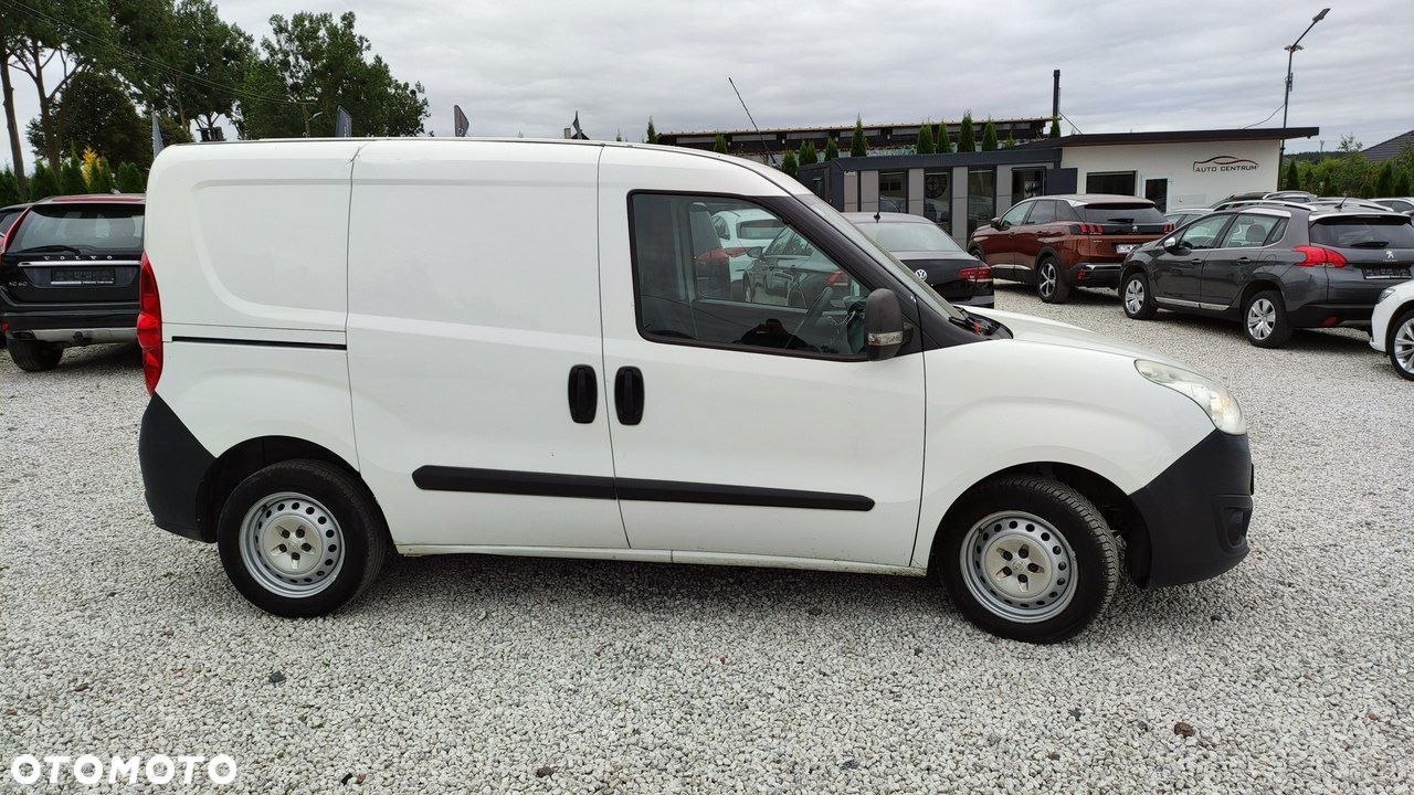Opel Combo - 18
