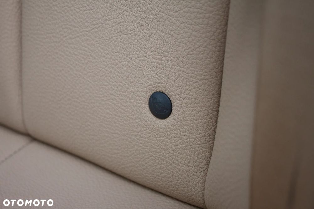 BMW Seria 3 320i xDrive Edition Luxury Line Purity - 31