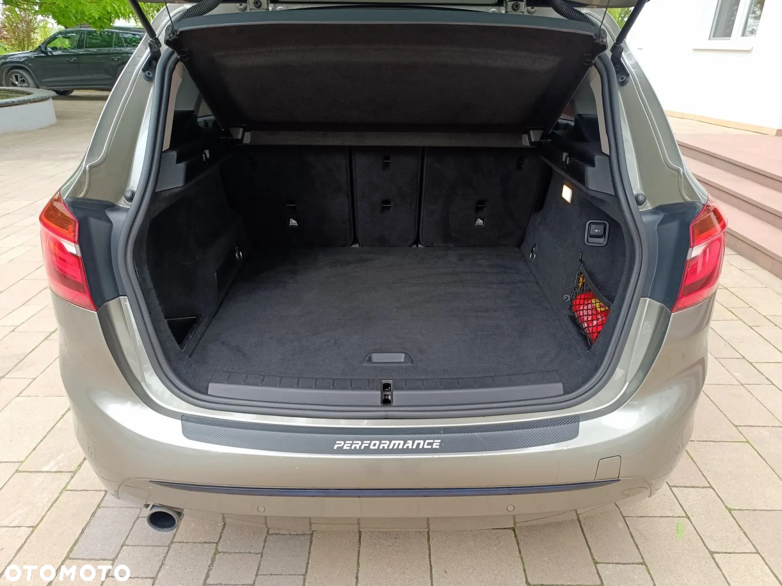 BMW Seria 2 218d Sport Line - 36