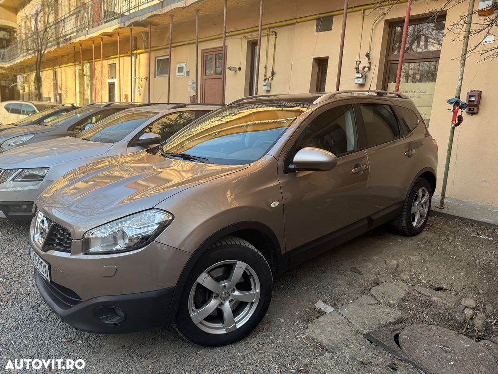 Nissan Qashqai+2 2.0 dCi DPF 4x4 tekna - 3