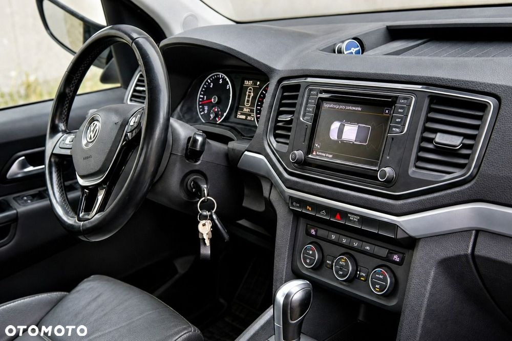 Volkswagen Amarok - 16