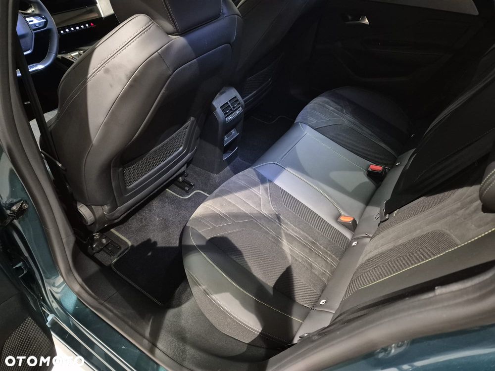 Peugeot 308 1.2 PureTech GT S&S EAT8 - 11