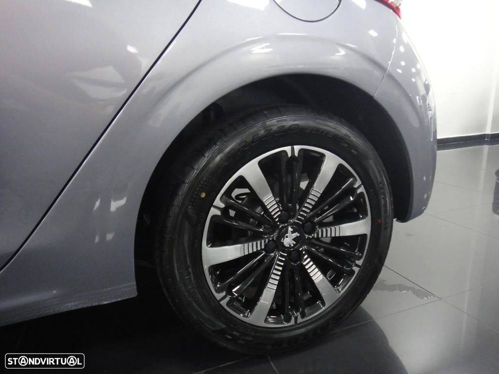 Peugeot 208 PureTech 110 Stop & Start EAT6 Tech Edition - 11