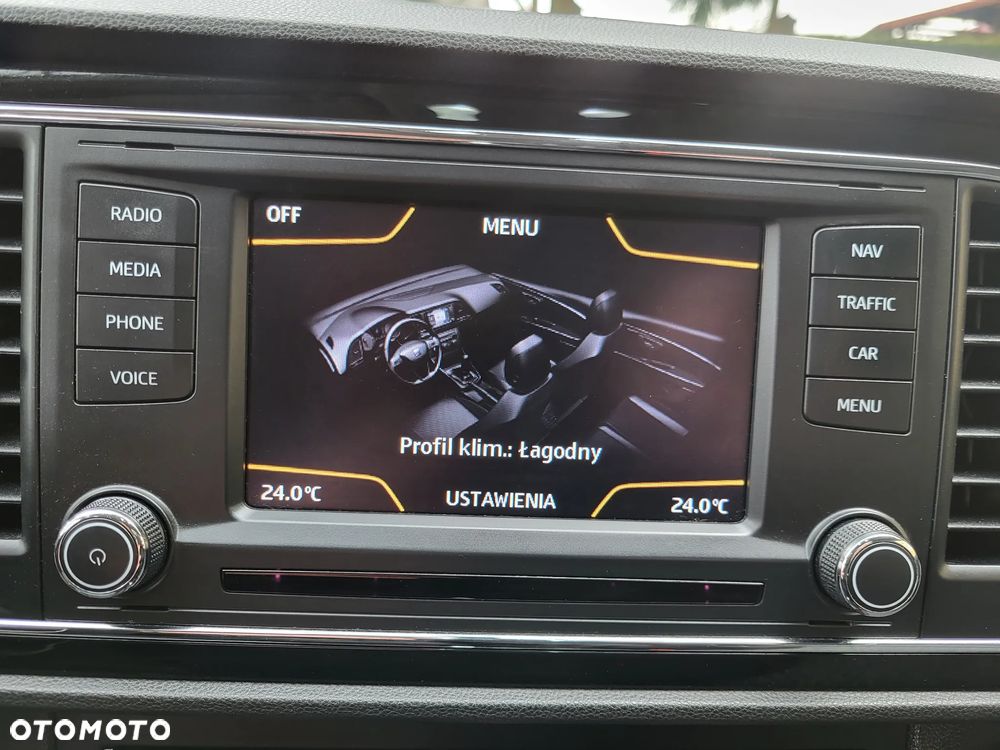 Seat Leon 2.0 TDI DPF Start&Stop DSG XCELLENCE - 32