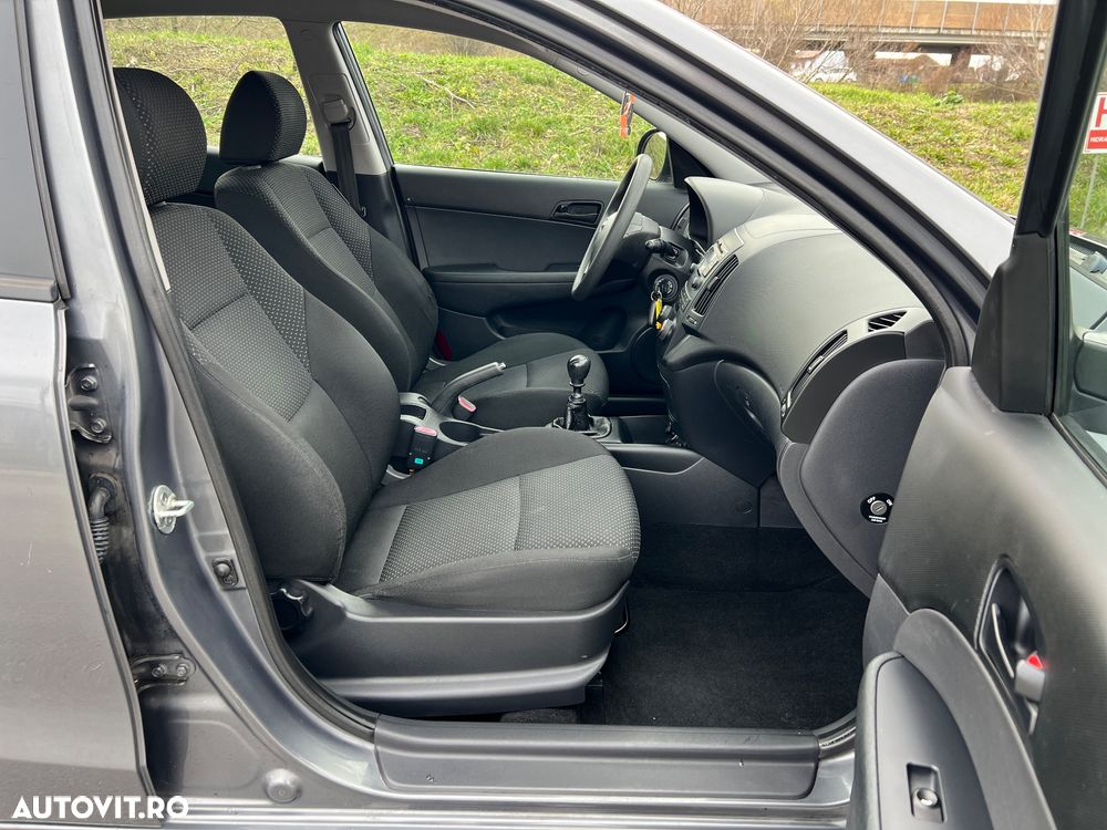 Hyundai i30 1.4 blue Comfort - 9