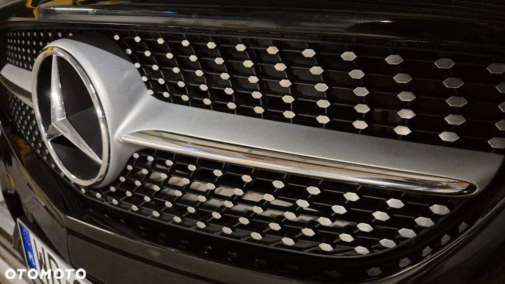 Mercedes-Benz CLA 250 4Matic 7G-DCT AMG Line - 19