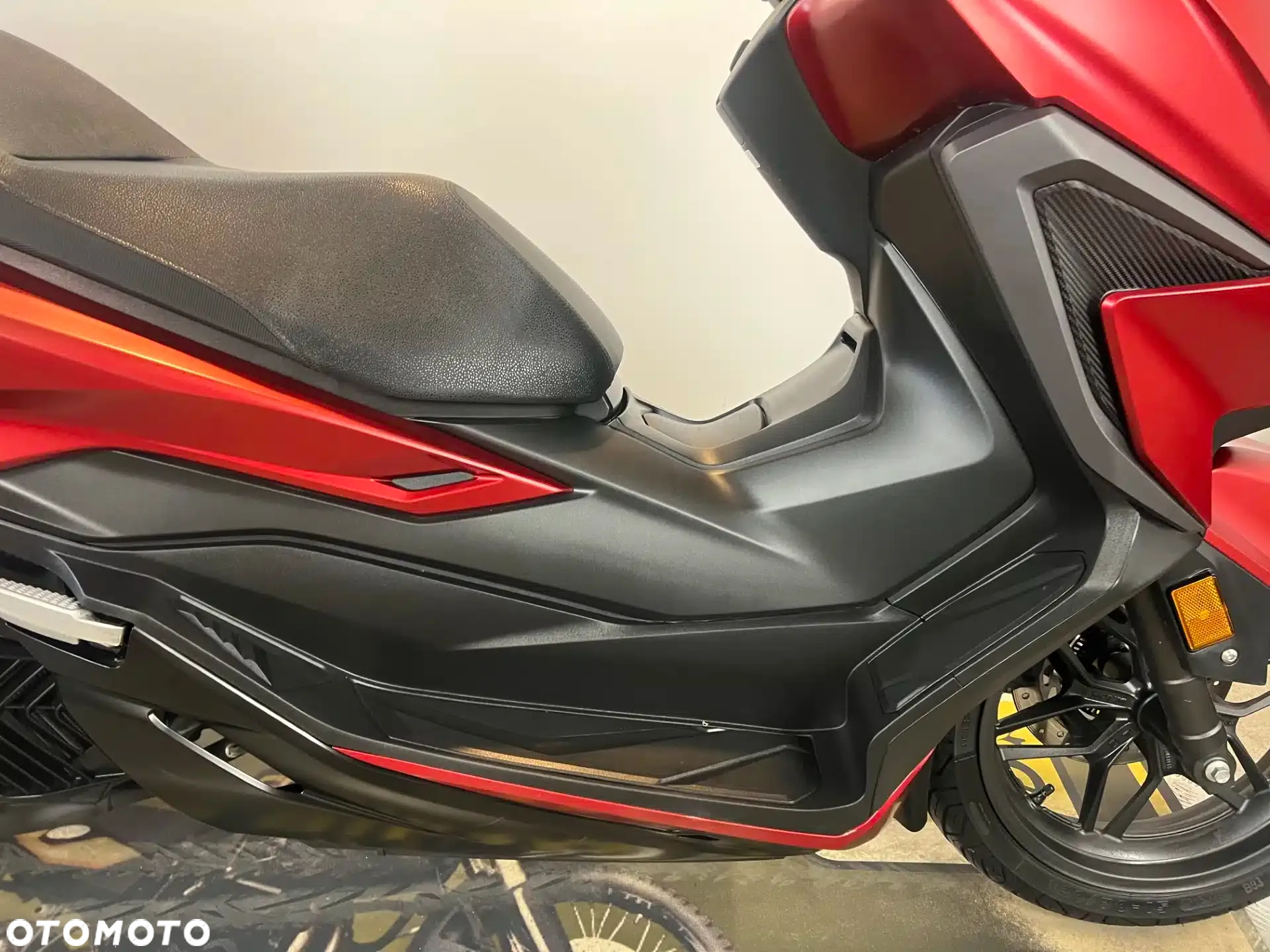 Honda NSS - 12