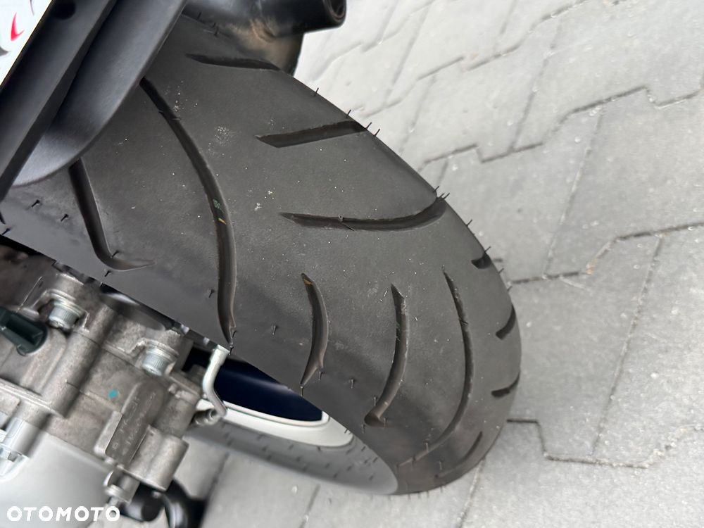 Vespa GTS - 29