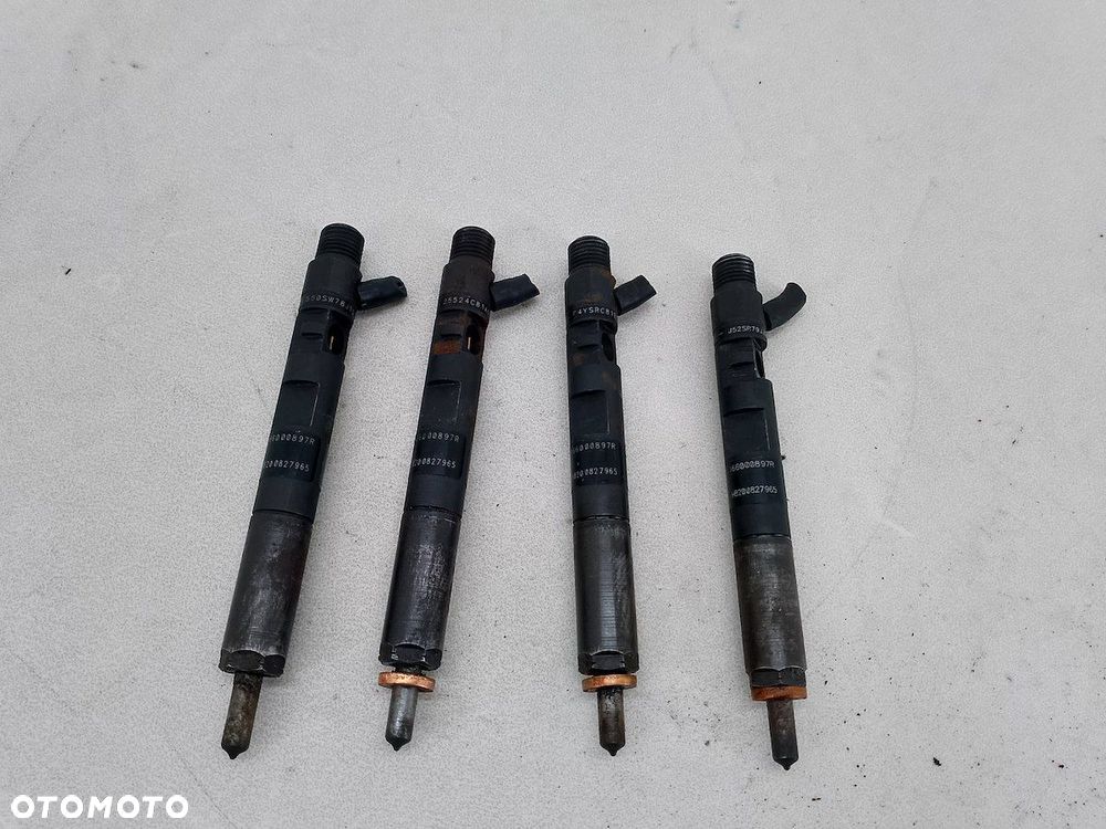 WTRYSKIWACZ RENAULT CLIO III FL (09-13) 1.5 DCI 166000897R H8200827965 - 1