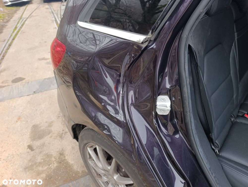 Mercedes-Benz Klasa B 250 4Matic 7G-DCT - 13